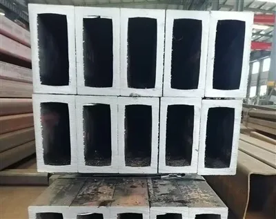 Bahagian Berongga Sudut Tajam